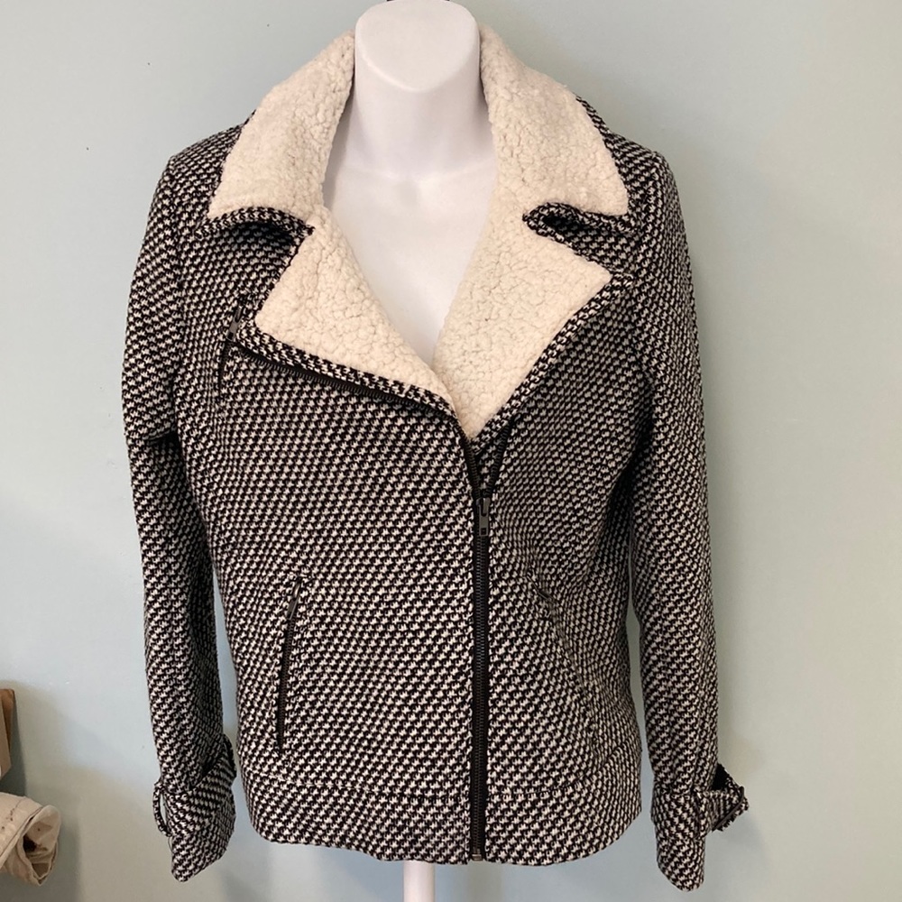 NWOT Black & Cream tweed jacket Size Small